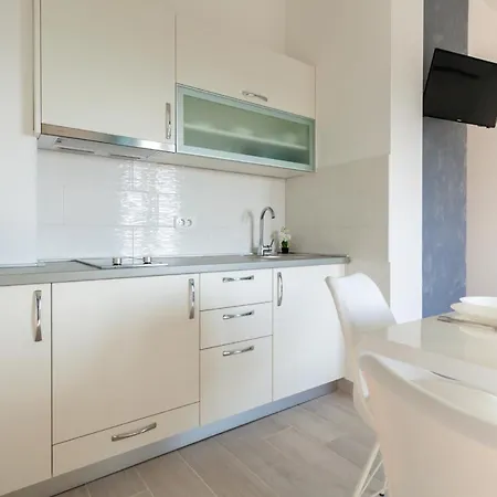 Didi Apartment *